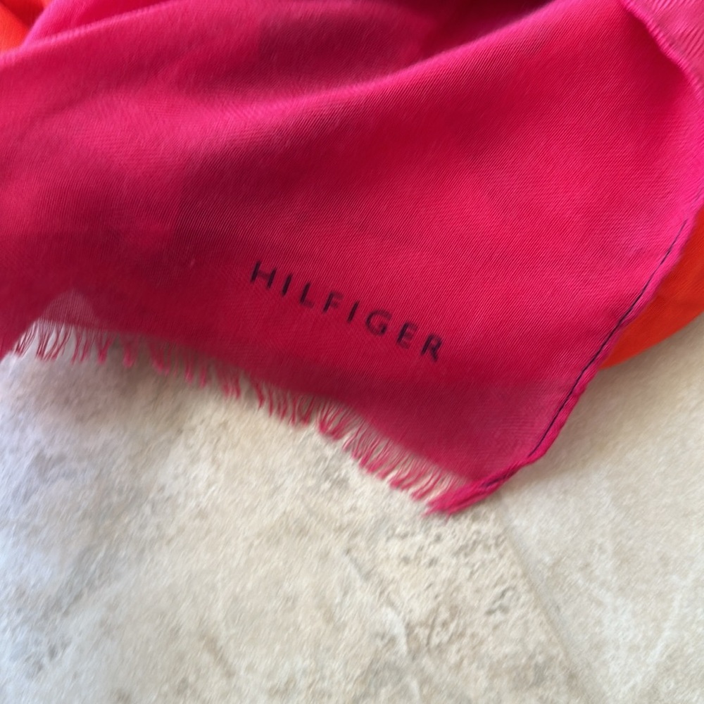 *PRICE FOR BOTH* Tommy Hilfiger - Picture 2 of 7